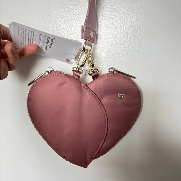NWT Lululemon Dual Pouch Heart - Picture 10 of 12